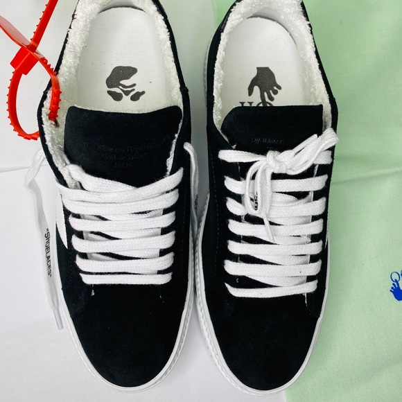🤍SOLD🤍Off-White Men’s Arrow Sneakers EUR 37 NWB - Picture 3 of 14